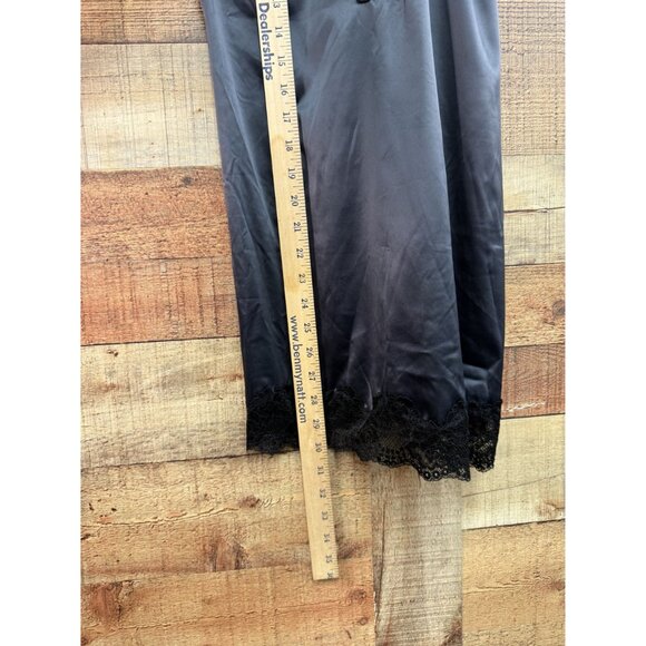 Frederick's of Hollywood Black Satin Lace Trim Sleeveless Nightgown Large - Picture 8 of 9